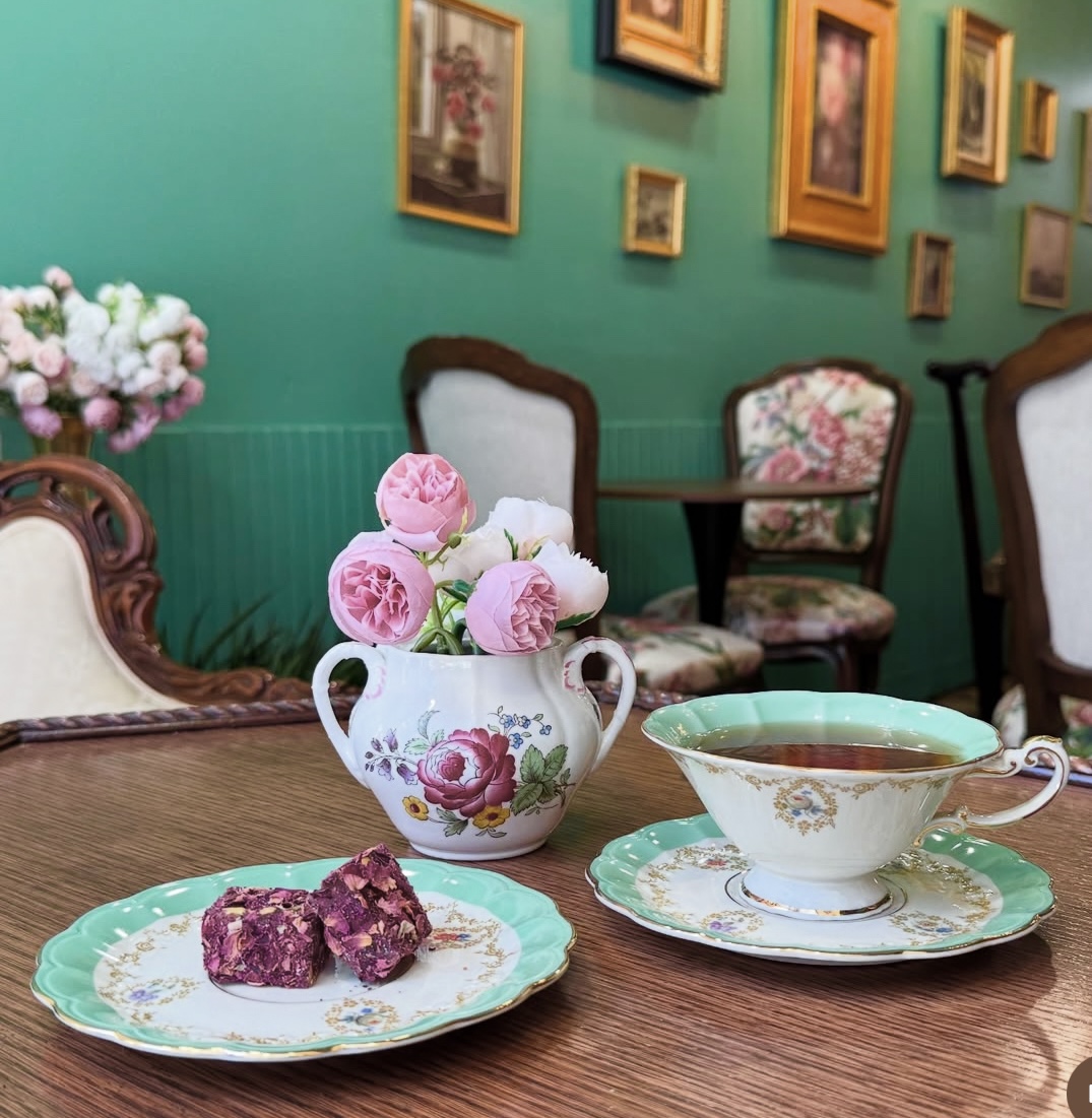 La Belle Tasse photo four